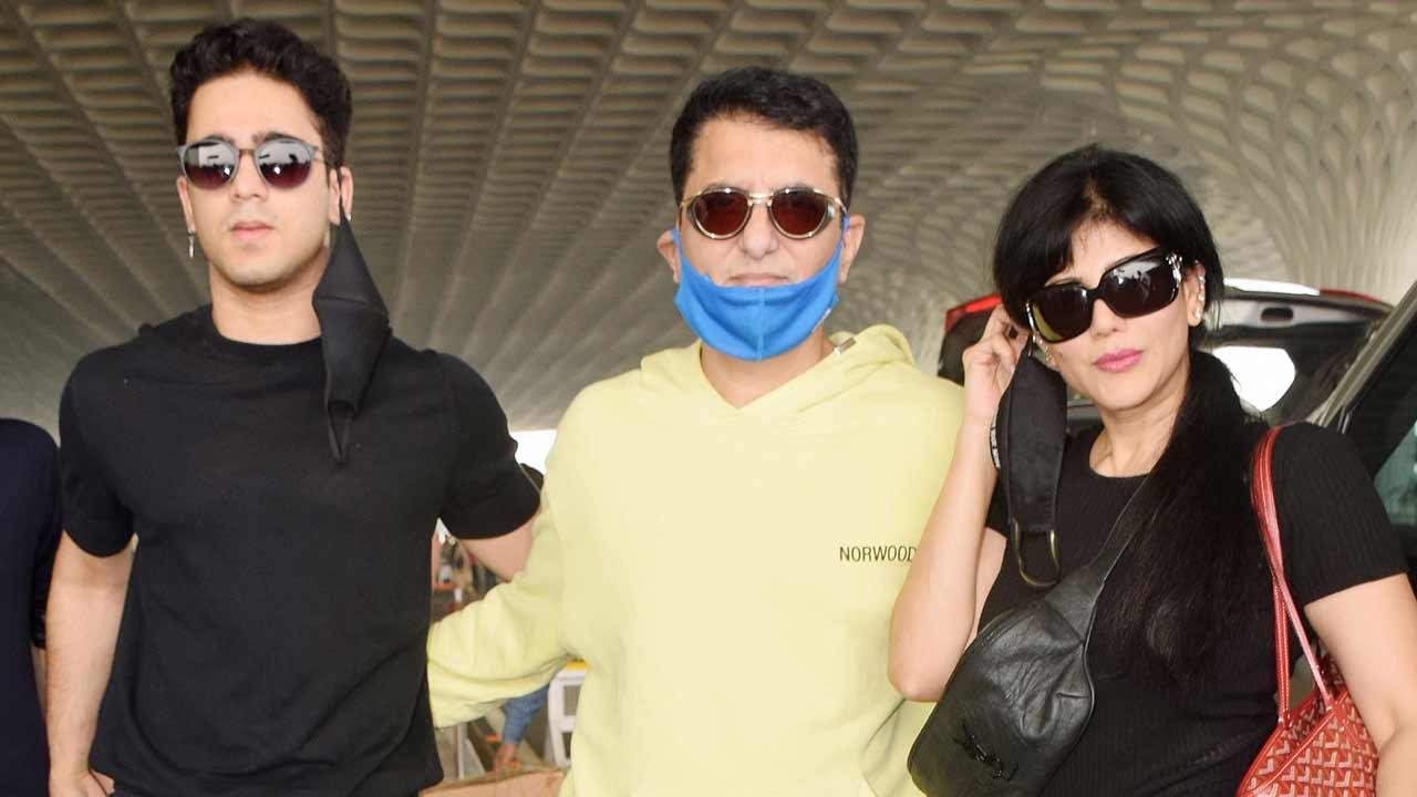 Bachchan Pandey in Jaisalmer! Team kickstarts New Year on a high note