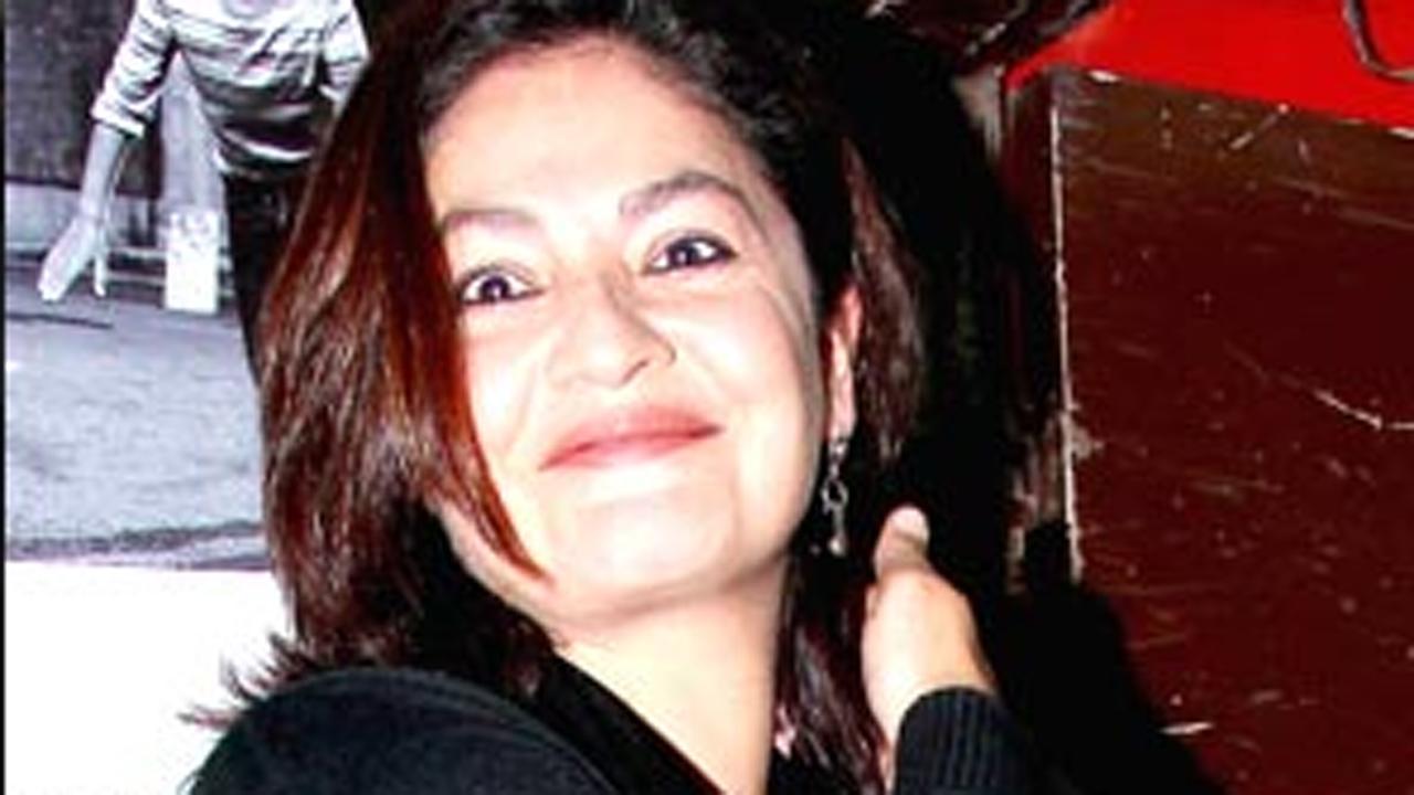 Pooja Bhatt: Had the urge to drink; the feeling came out of nowhere