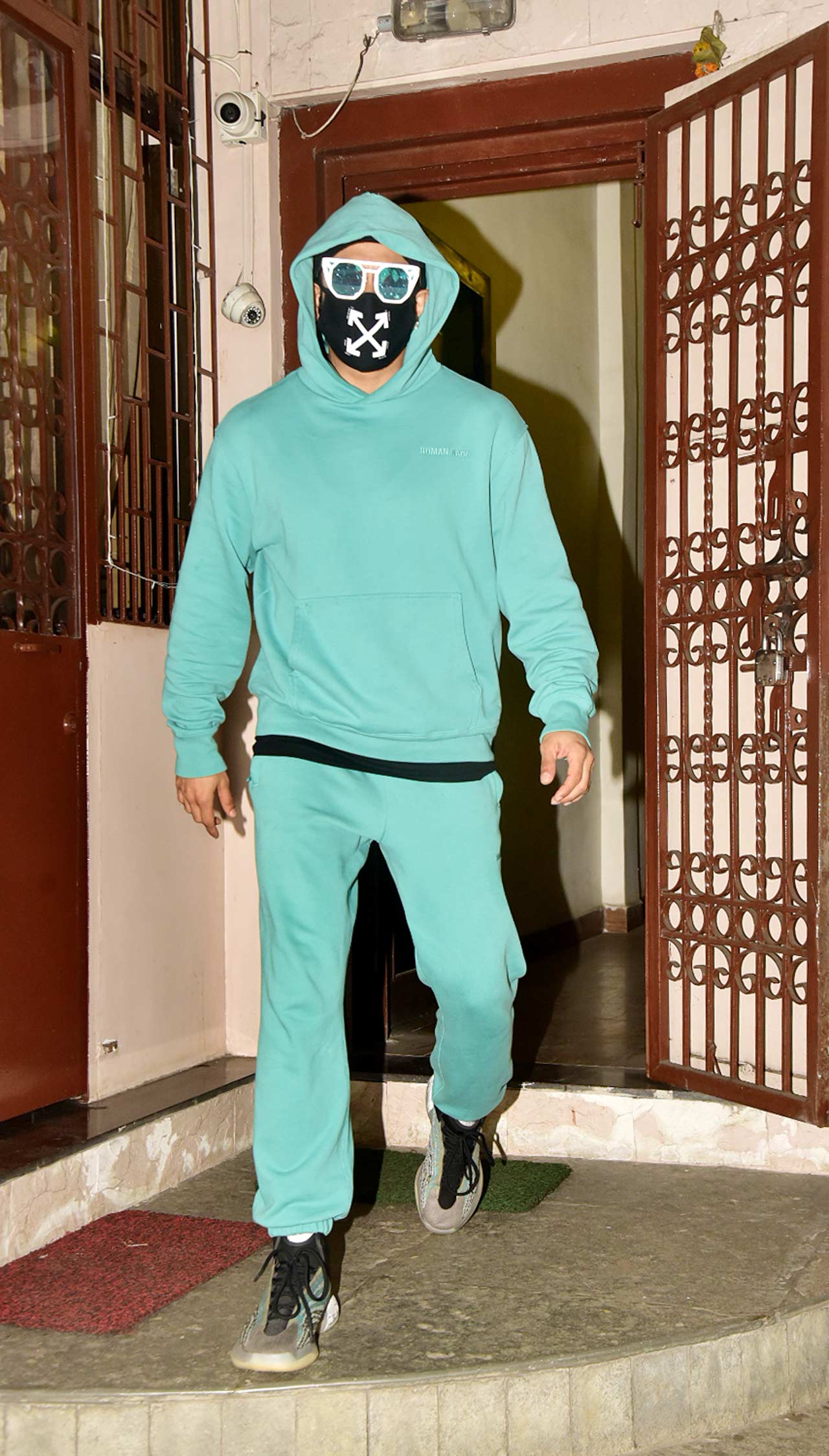 Ranveer Singh was also spotted at a dubbing studio in Mumbai. The actor, who was last seen in Simmba, opted for a teal blue coloured track suit during the outing.
