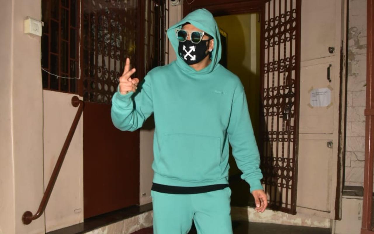 On the work front, Ranveer is gearing up for films like 83, Takht, Jayeshbhai Jordaar, and a film with Zoya Akhtar starring Katrina Kaif. He's also expected to reunite with Rohit Shetty for the remake of the classic comedy, Angoor. Reportedly, the actor will be playing a double role in the film. This would be the first double role for the leading man.