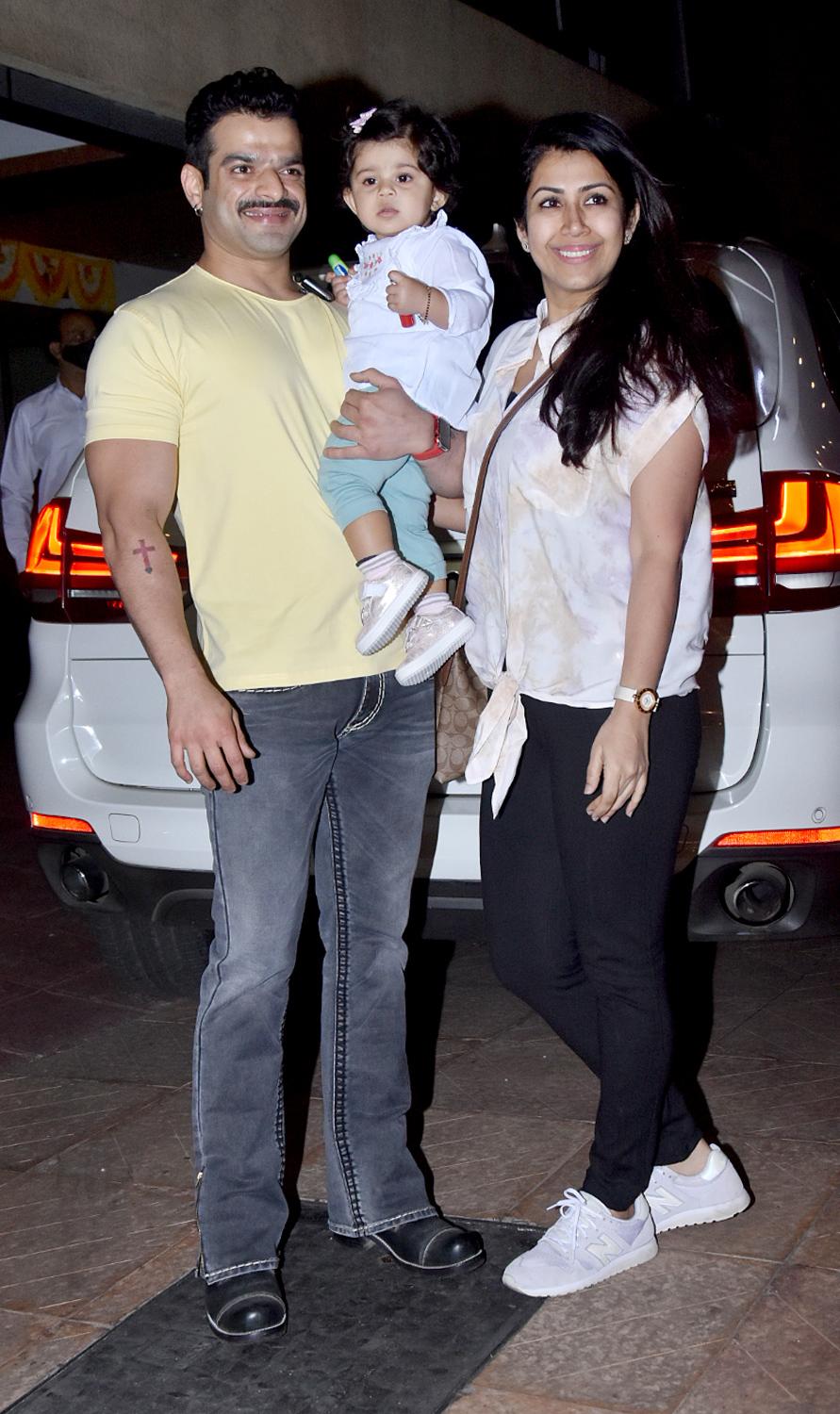 Karan Patel and wife Ankita Bhargava Patel attended Ravie Kapoor's birthday party with their little angel Mehr. The trio was all smiles as they posed together for the shutterbugs.