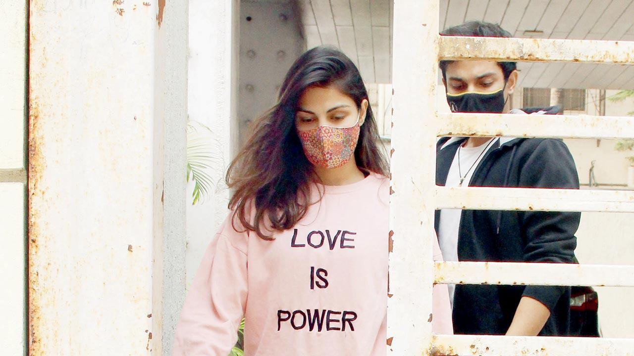 New address for Rhea Chakraborty; actress and brother Showik on house hunt