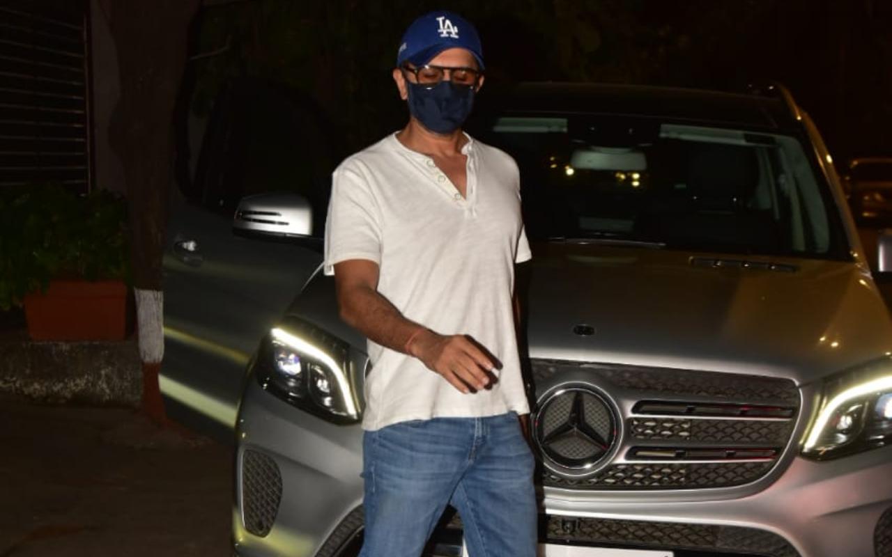 On the work front, Farhan will be next seen in sports drama Toofan. Directed by Rakeysh Omprakash Mehra, Toofan also features Paresh Rawal and Mrunal Thakur. The project marks the second collaboration for Akhtar and Mehra, post-Bhaag Milkha Bhaag, the 2013 biopic on legendary Indian athlete Milkha Singh.
 
(In picture: Ritesh Sidhwani clicked by photographers).