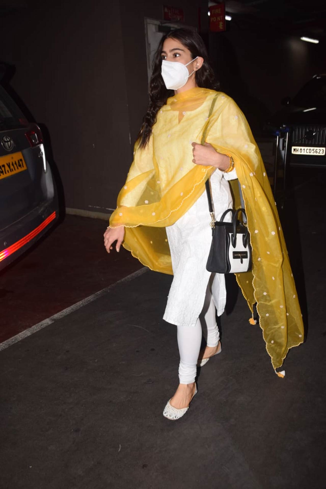 On the work front, Sara Ali Khan was last seen opposite Varun Dhawan in Coolie No. 1.