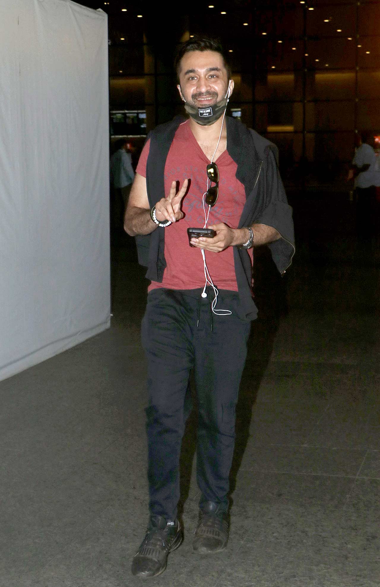 Siddhant Kapoor was all smiles when snapped by the paparazzi at the Mumbai airport.