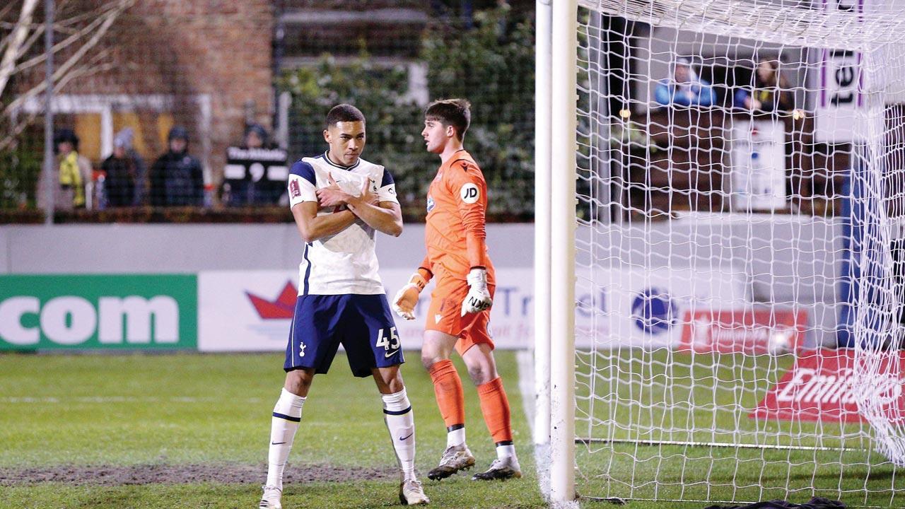 FA Cup: Tottenham maul Marine