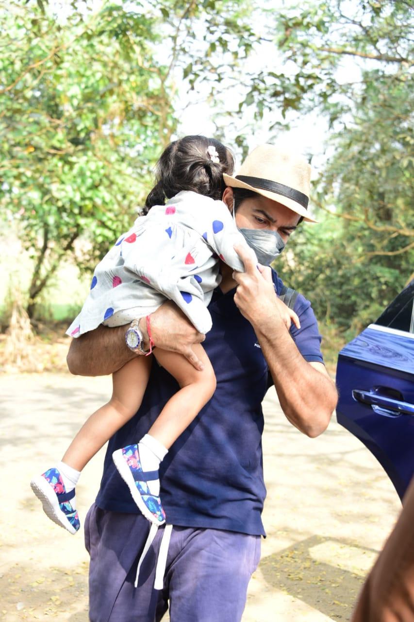 Varun Dhawan's brother-director Rohit Dhawan was clicked with his daughter Niara, as they made their way to the jetty.