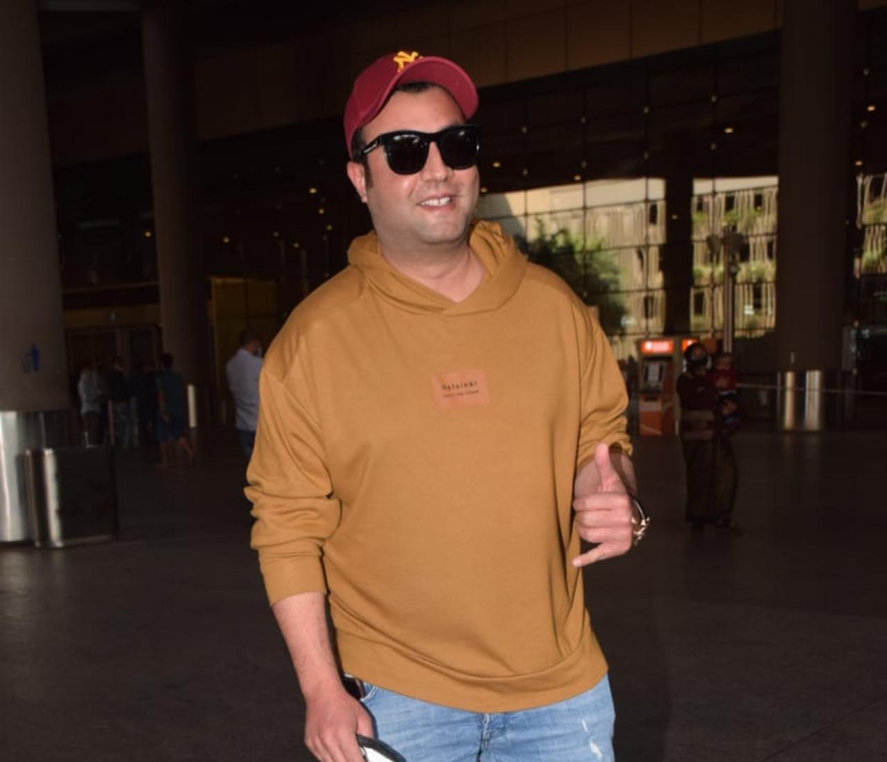 Style and smile is something Varun Sharma is known for. The Fukrey actor showcased his two skills when he was snapped at the airport. Style and smile is something Varun Sharma is known for. The Fukrey actor showcased his two skills when he was snapped at the airport.