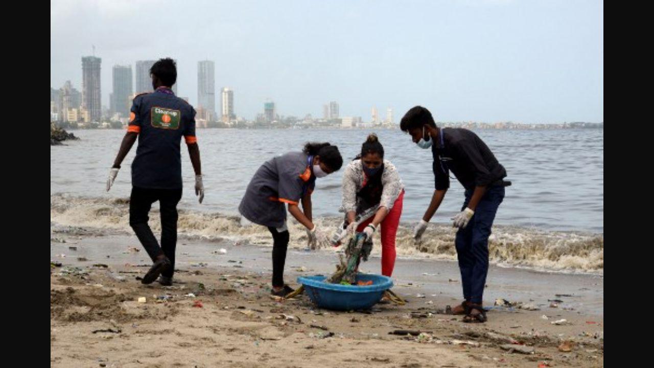 Some of the most commonly used bags are of single-use plastic which include high density and low density polyethylene bags used in supermarkets, food outlets and other department stores. Photo: AFP