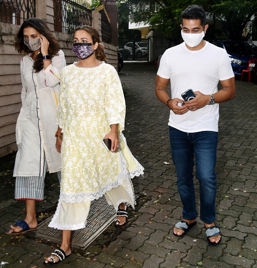 Amrita Arora Ladak with husband Shakeel Ladak and a friend also came in to offer their condolences to Chunky Panday and his family.