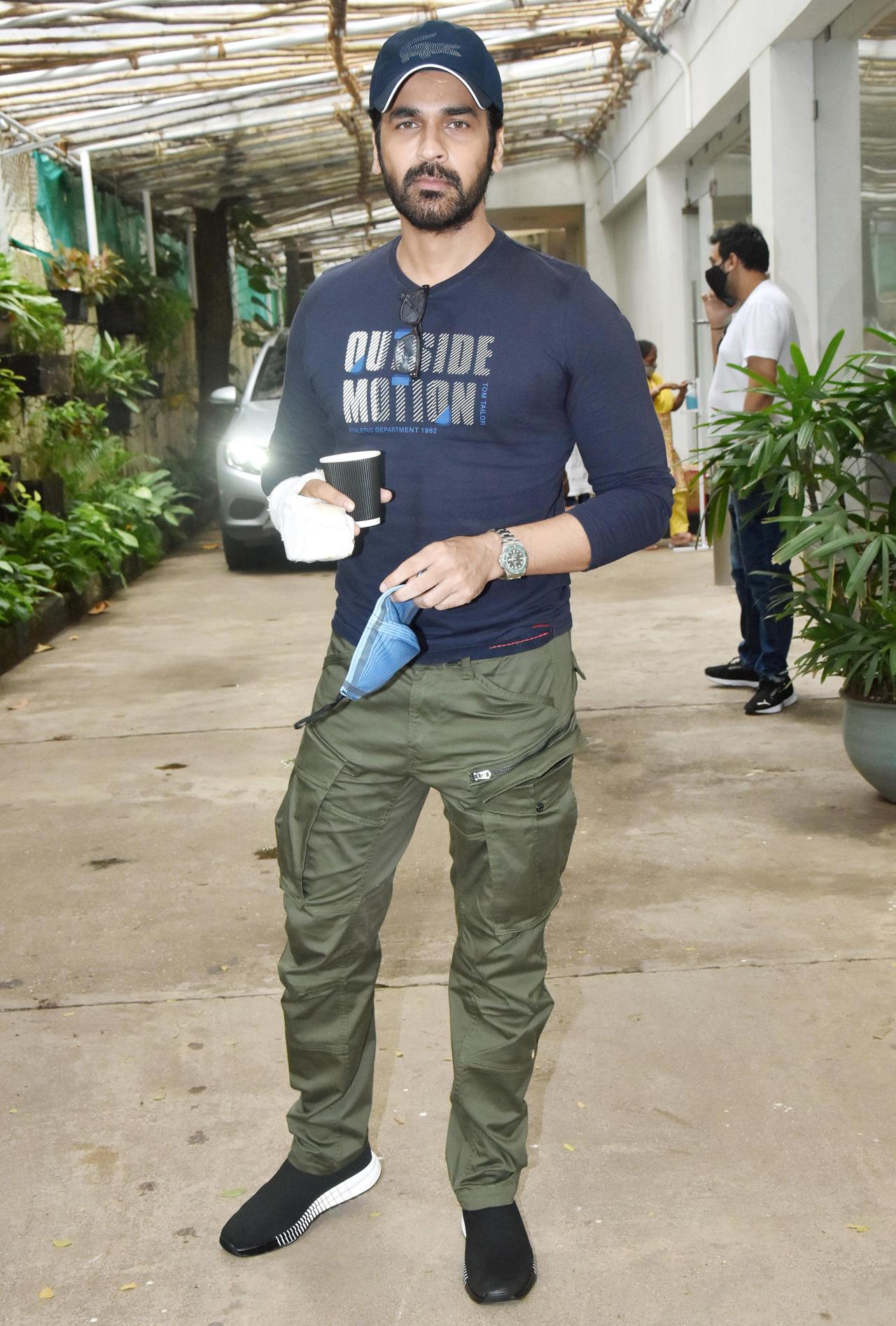 Arjan Bajwa also attended the special screening of Ek Duaa at the preview theatre in Juhu.
