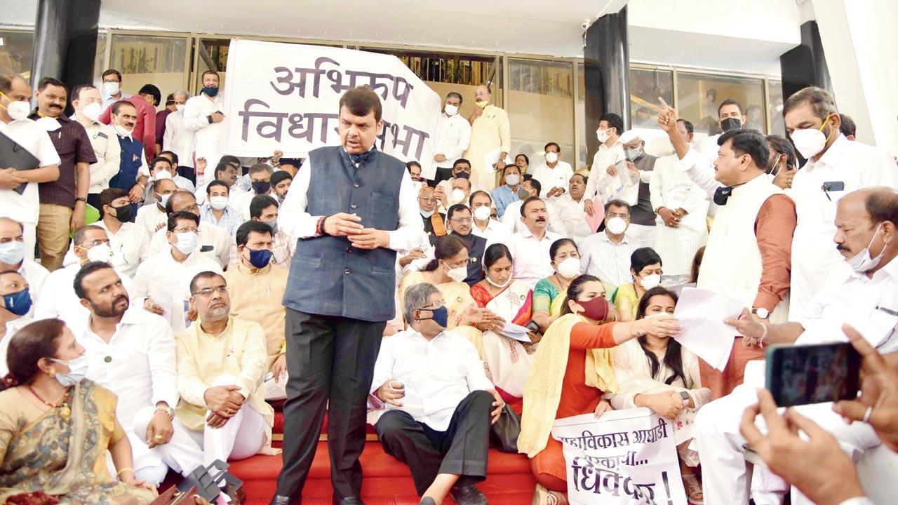 Maharashtra govt seeks people's advice on amended farm acts