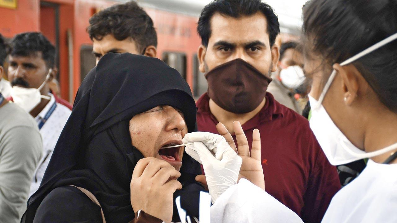 Covid-19 cases, deaths in Mumbai dip; TPR rises to 1 per cent