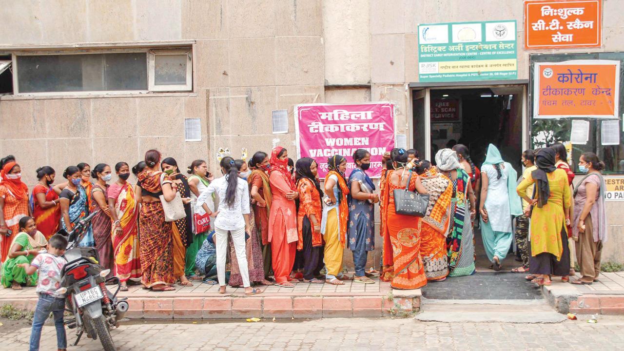 Covid-19: Daily cases, deaths down in India
