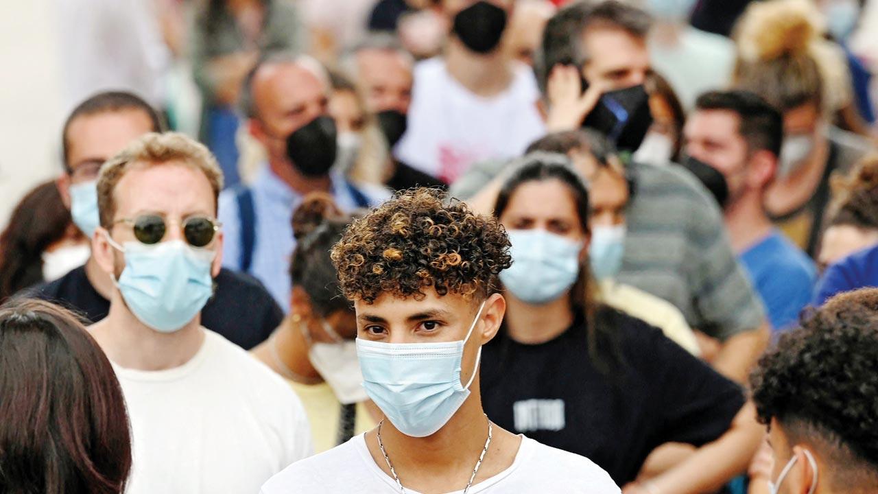 New virus surge sends younger patients to Spain’s hospitals