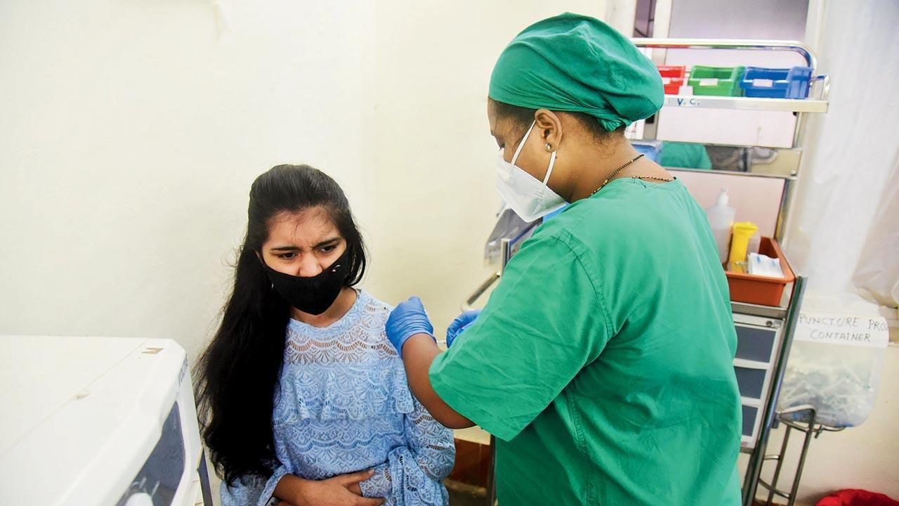 Mumbai: No vaccination today, as fresh stock delayed again