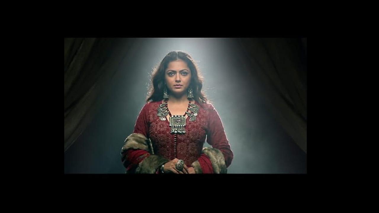 Drashti Dhami's first look from 'The Empire' is out