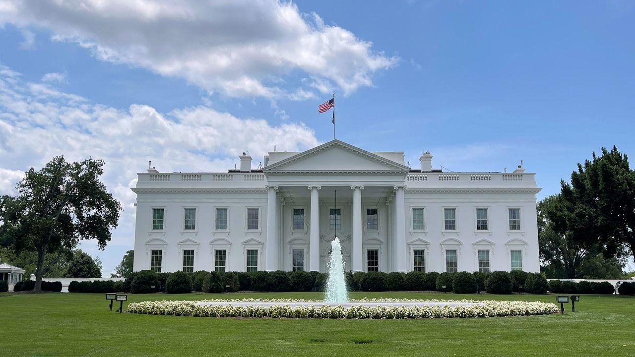 White House sees more breakthrough Covid-19 cases among staff