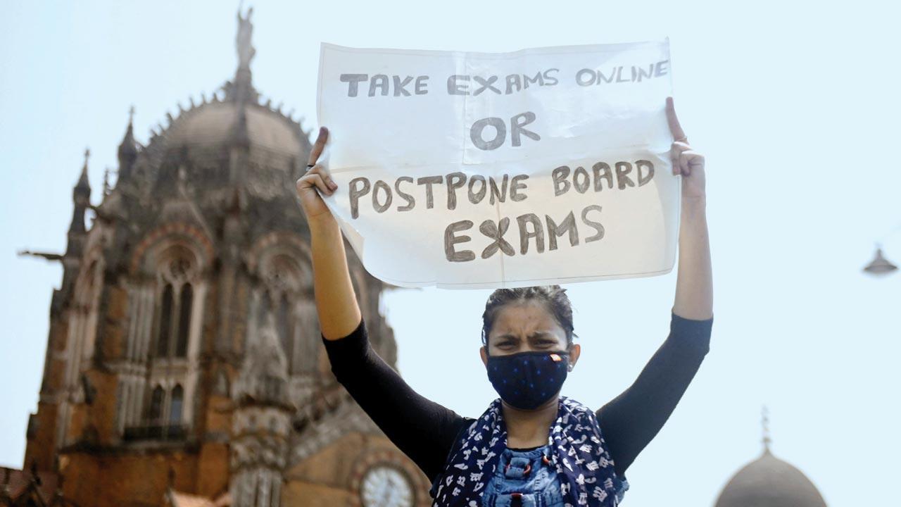 HSC goes the CBSE way, to evaluate students based on 30:30:40 marking formula