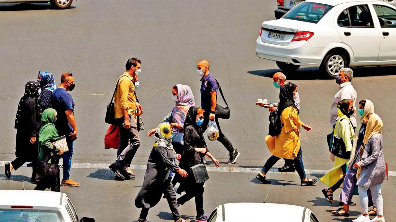 ‘Iran’s oil production level to reach pre-sanctions level’