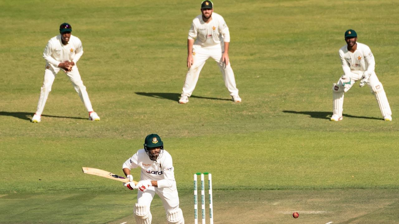 Bangladesh all-rounder Mahmudullah makes shocking decision to retire from Test cricket