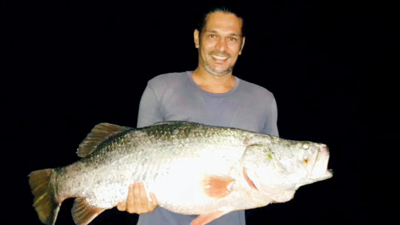 Mumbai: Gill-t edged moment for Bandra native