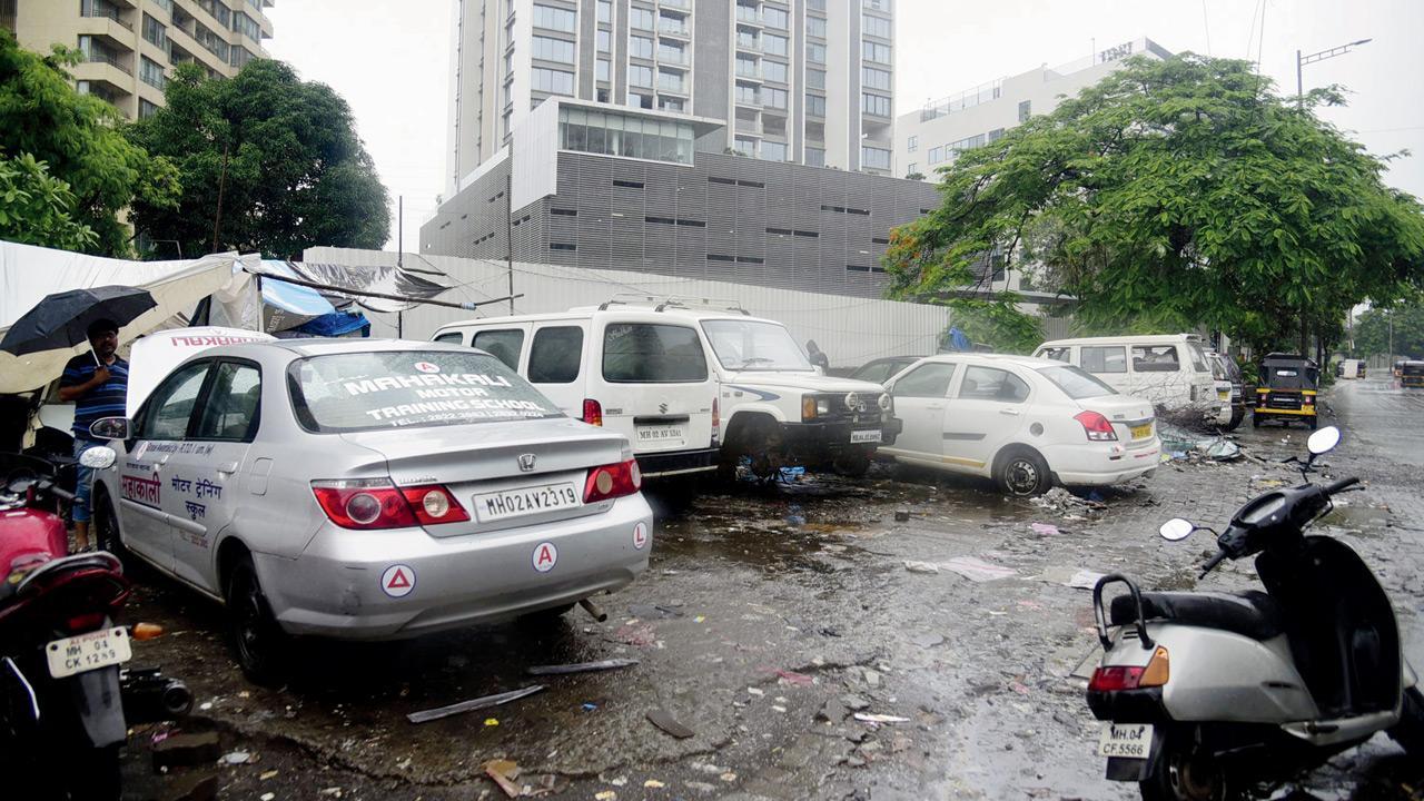 Mumbai: BMC’s parking pool plan hits roadblock