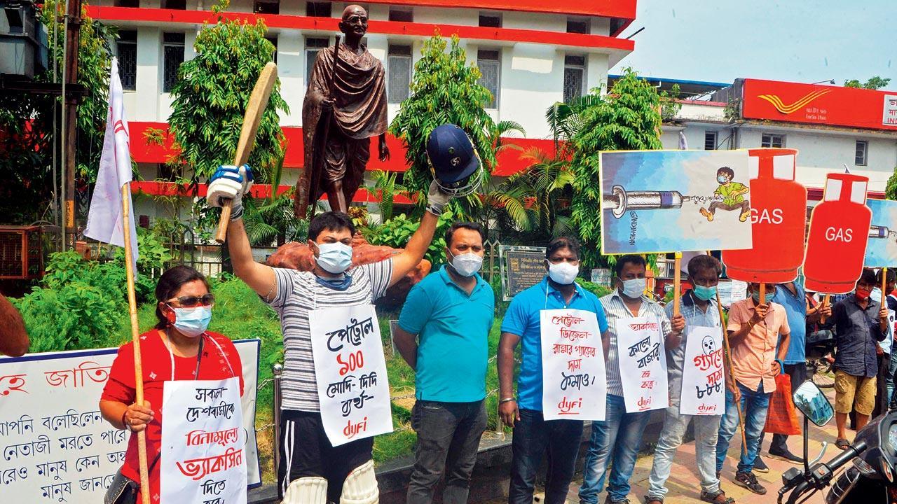 Stop torturing citizens with hike in fuel prices: V D Satheesan
