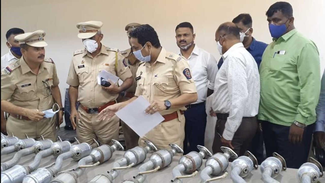 Thane: 4 persons arrested for stealing car silencers for 'platinum'