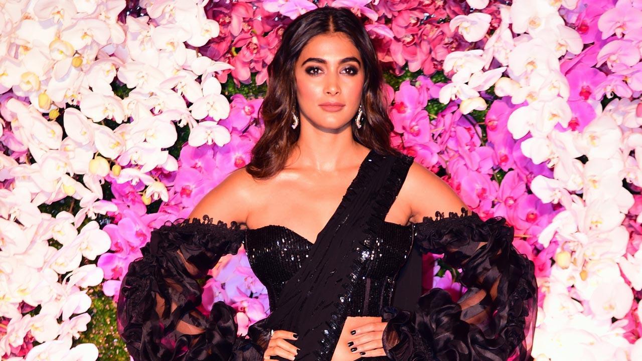 Pooja Hegde gives an update on 'Radhe Shyam'