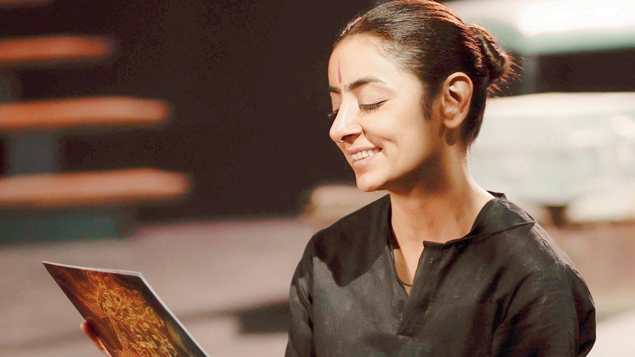 Entering the lyrical world of Gulzar