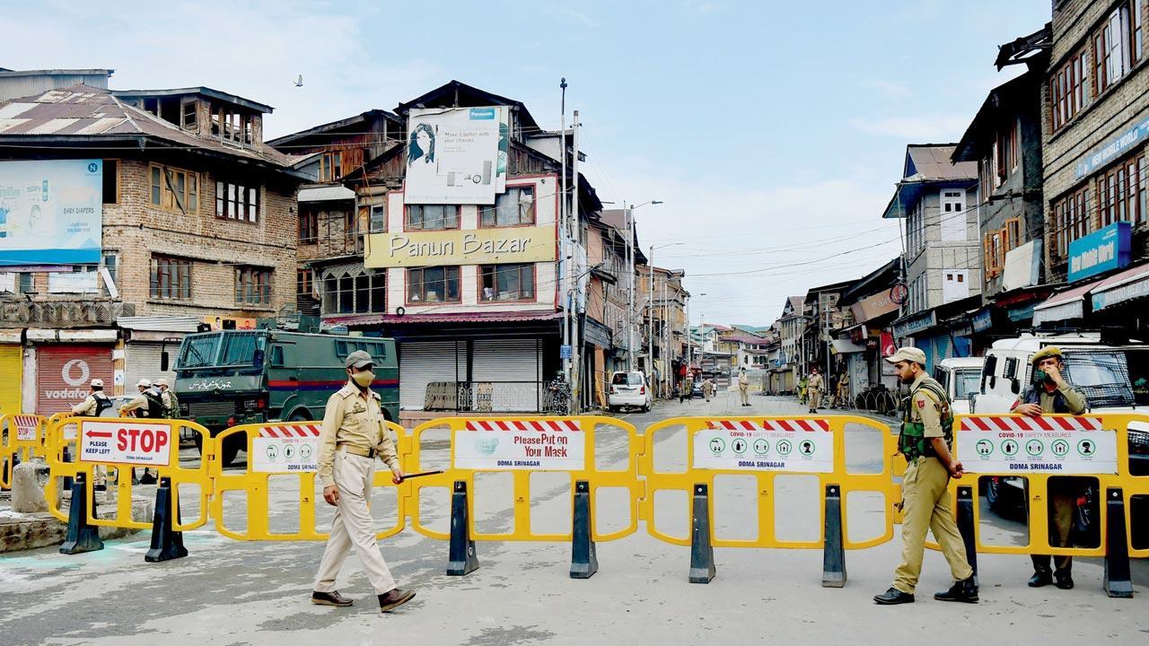 1931 martyrs’ graveyard in Srinagar sealed off