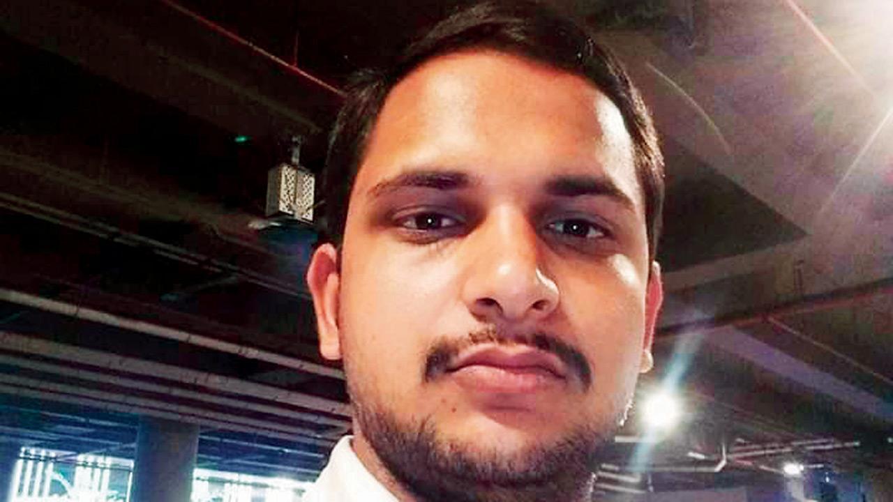 Mumbai: First Covid-19 wave took away their income, now their cabs are gone