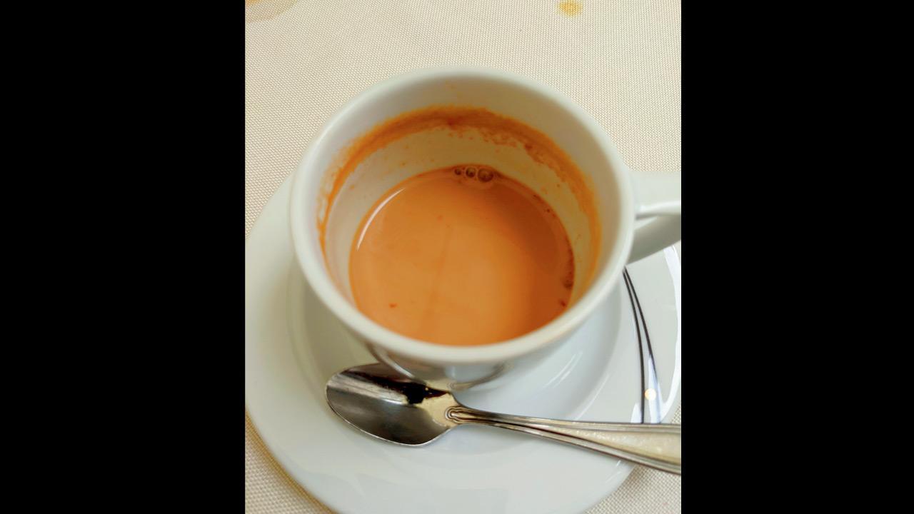 Musings after paani-kum chai