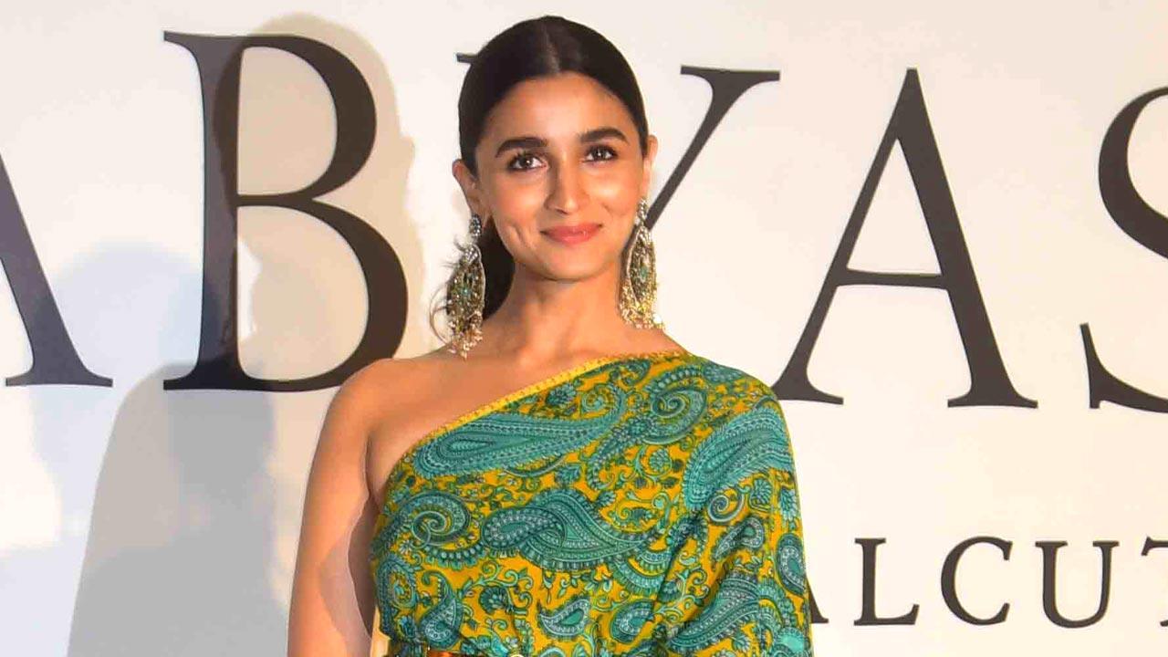 Alia Bhatt joins SS Rajamouli's 'RRR' shoot