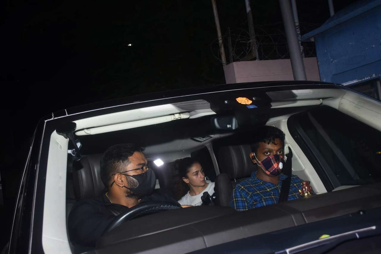 Alia Bhatt was also spotted at Mumbai airport. The actress is said to be next seen in Gangubai Kathiawadi, a Sanjay Leela Bhansali film. She also has Ajayn Mukerji's Brahamsta trilogy in her kitty.
