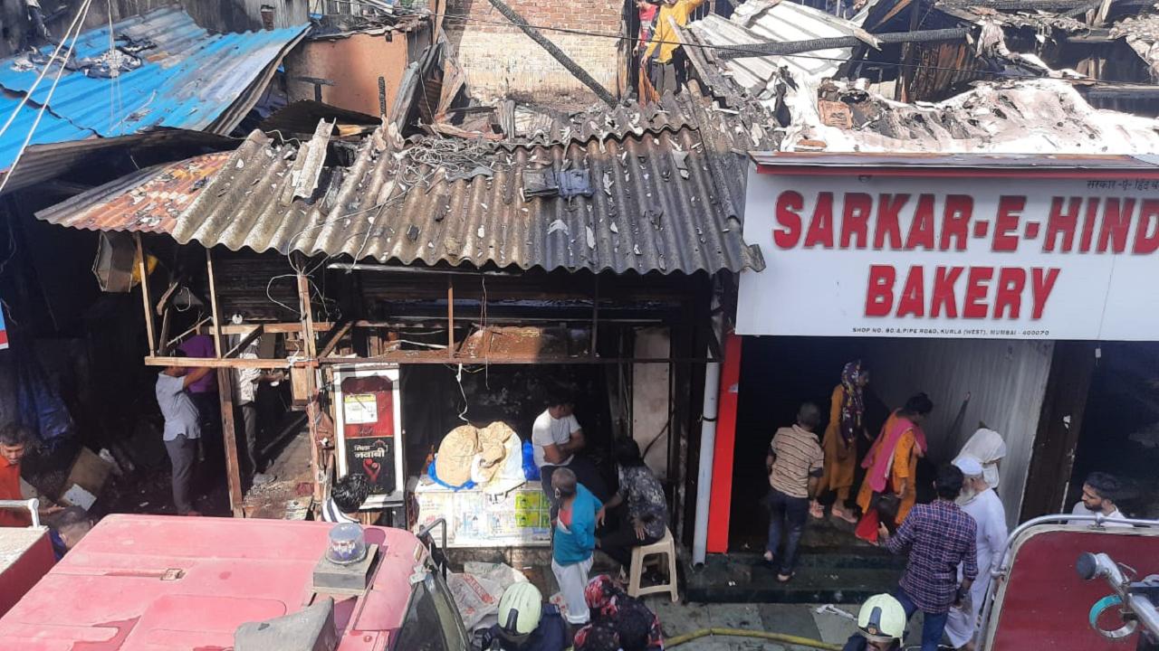 Mumbai: Major fire breaks out at bakery in Kurla