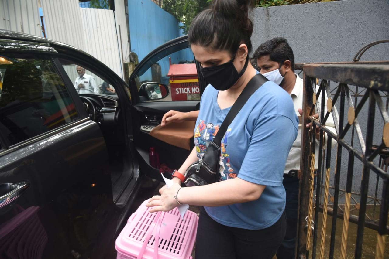 Zareen Khan, the Veer actress, was snapped at a pet clinic in Bandra. Speaking about her professional journey, Zareen was last seen in Hum Bhi Akele Tum Bhi Akele, which marked her digital debut, along with Anshuman Jha.