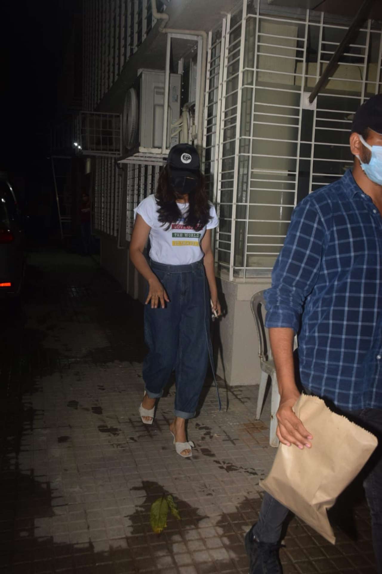 Rashmika Mandanna, who will be next seen in Mission Majnu, was earlier snapped at Sanjay Leela Bhansali`s office in Juhu, Mumbai. Rashmika Mandanna, who will be next seen in Mission Majnu, was earlier snapped at Sanjay Leela Bhansali`s office in Juhu, Mumbai.