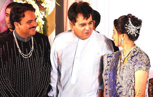 Dilip Kumar at the wedding reception of Chhagan Bhujbal's son Pankaj