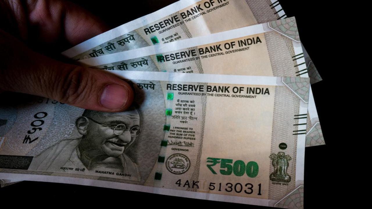 Maharashtra: Two cops held in bribery case in Parbhani