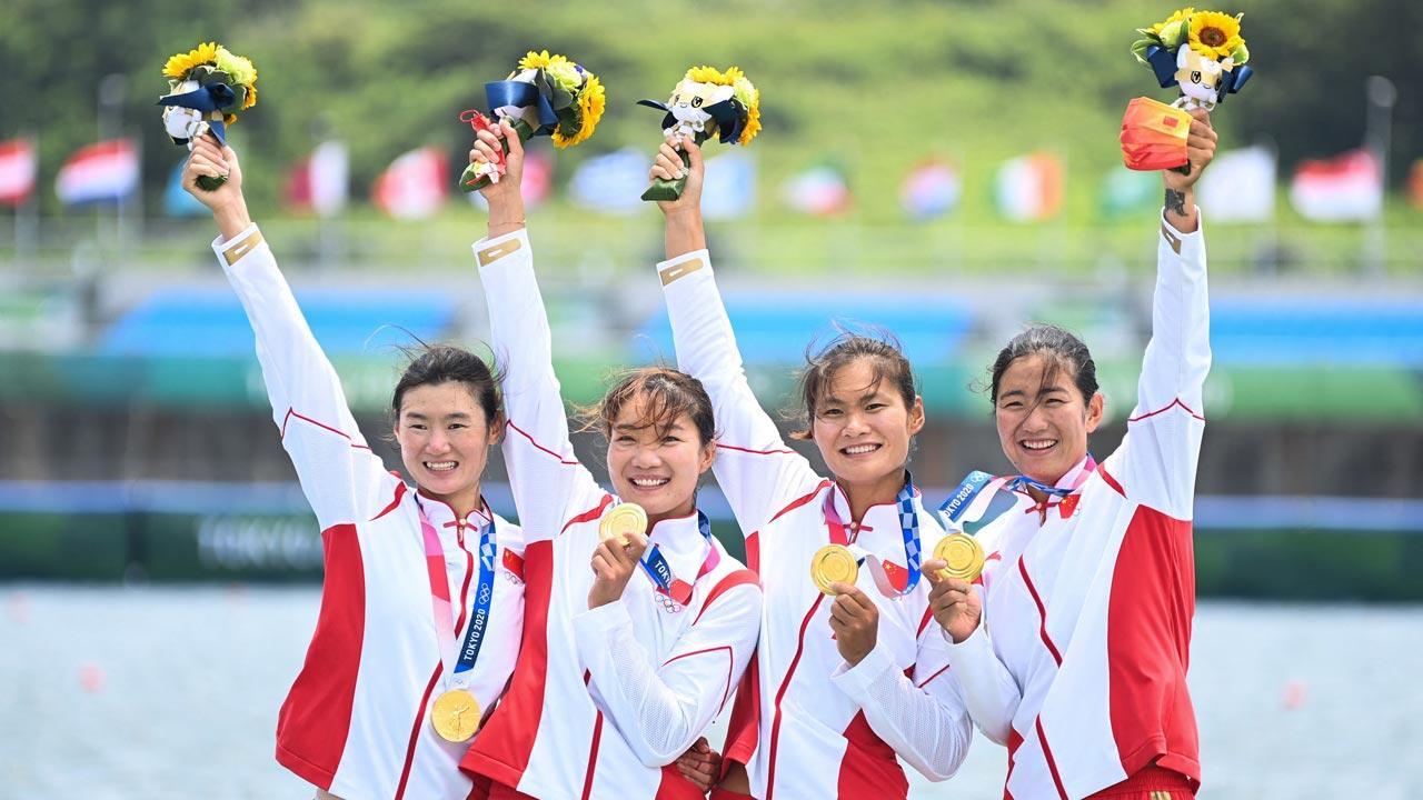 China sets women’s quadruple sculls record