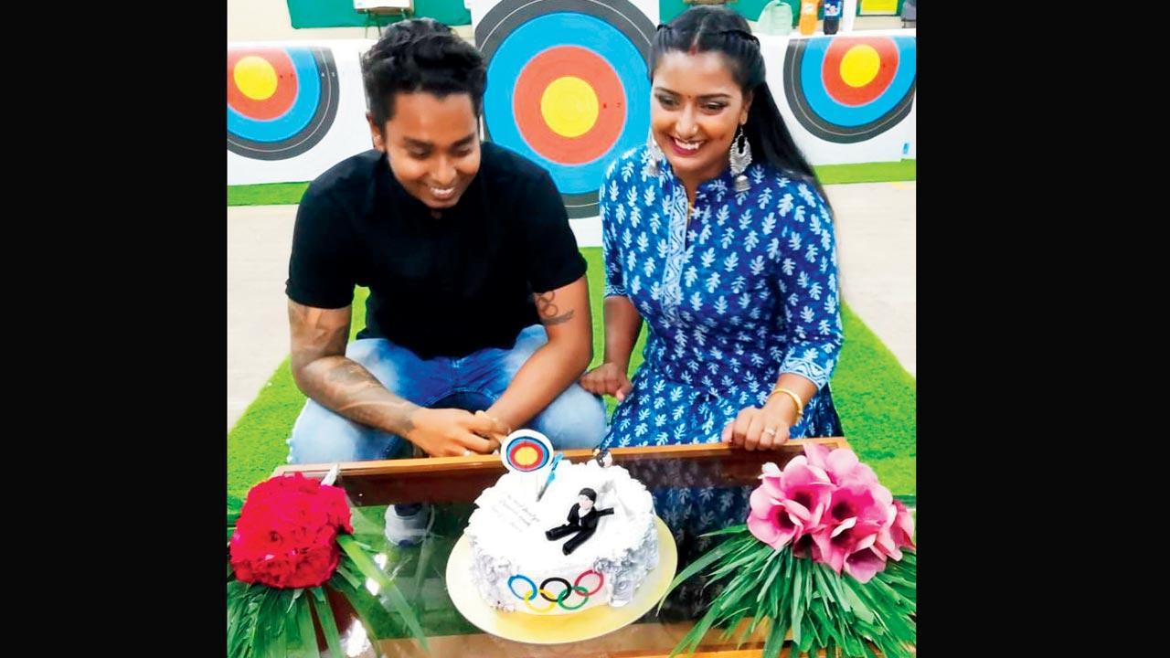 Atanu Das celebrates first wedding anniversary with Deepika Kumari