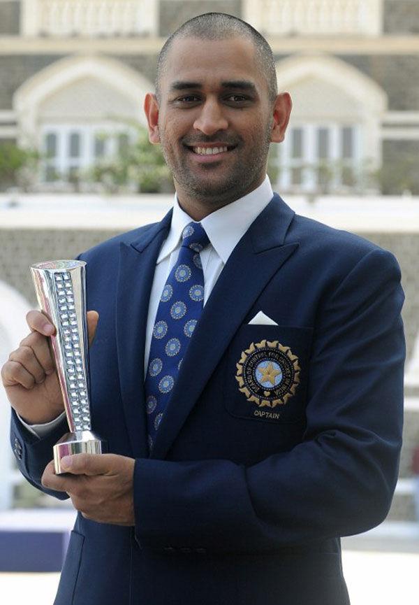 After winning the ICC World Cup in 2011 MS Dhoni promised to shave his head bald. He did! (Pic/ AFP)