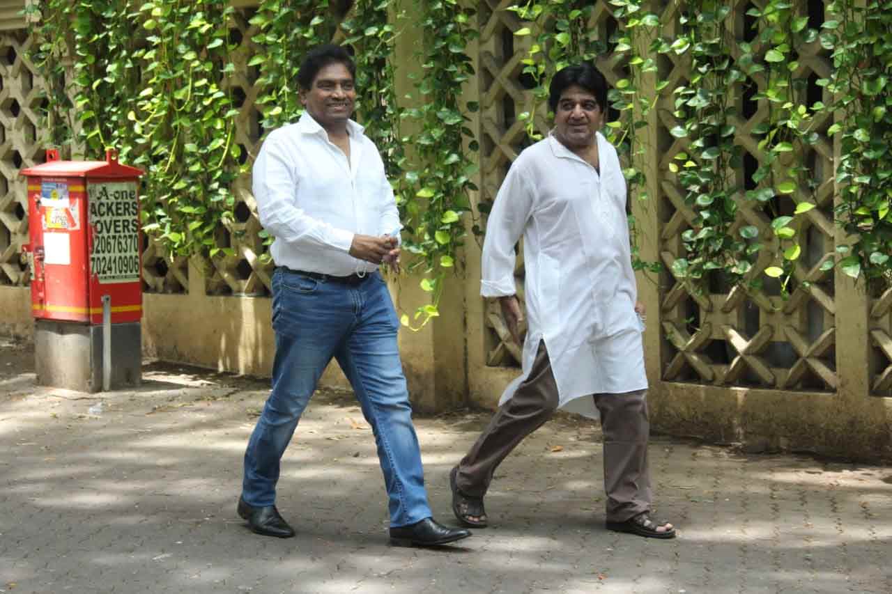 Johnny Lever was also one of the celebrities who reached Dilip Kumar's residence to pay respects. Lever too shared a post on social media, mourning the loss of Dilip Kumar. He wrote, 