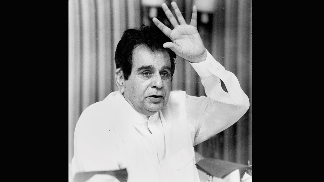 Urdu cultural centre in Nanded will be named after Dilip Kumar: Nawab Malik
