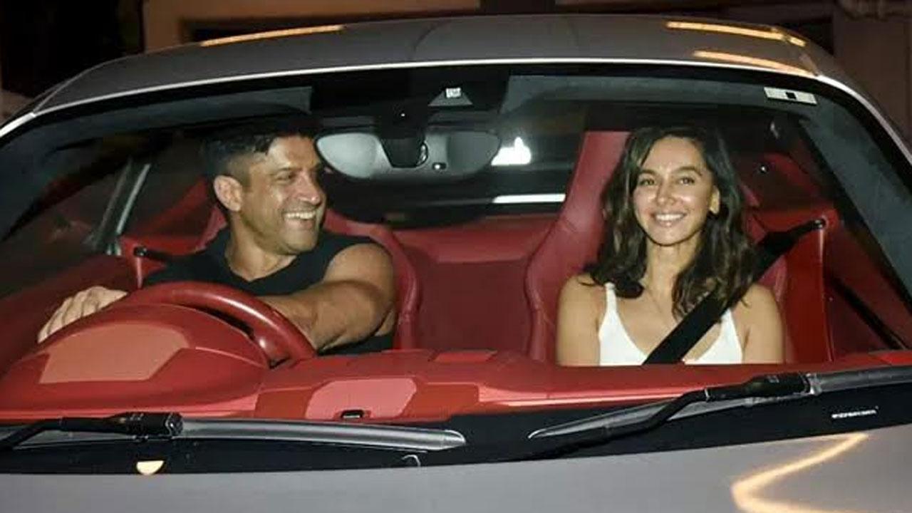 Shibani Dandekar's heartfelt post for Farhan Akhtar: Can't wait for world to witness magic of 'Toofan'