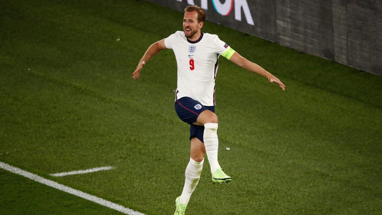 Euro 2020: Harry Kane brace leads England past Ukraine and into semis