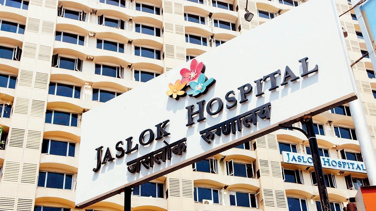 Mumbai: Citi, Jaslok Hospital to vaccinate 1 lakh Dharavi residents