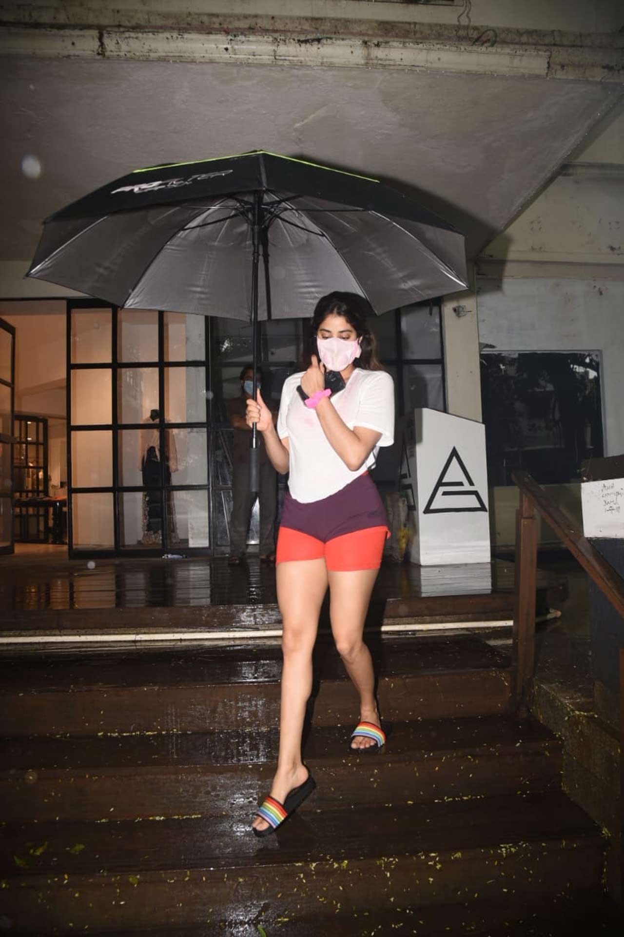 Janhvi Kapoor was also snapped at the gym in Bandra, Mumbai. Janhvi has 'Good Luck Jerry' in her kitty as the next release. The actress is also a part of 'Dostana 2.'